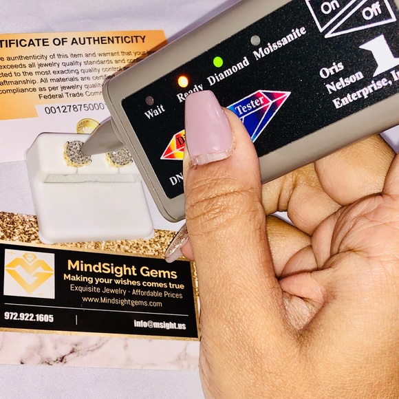 10k gold vermeil real diamond studs for men women, best gift, not CZ not lab WOW - Picture 3 of 7